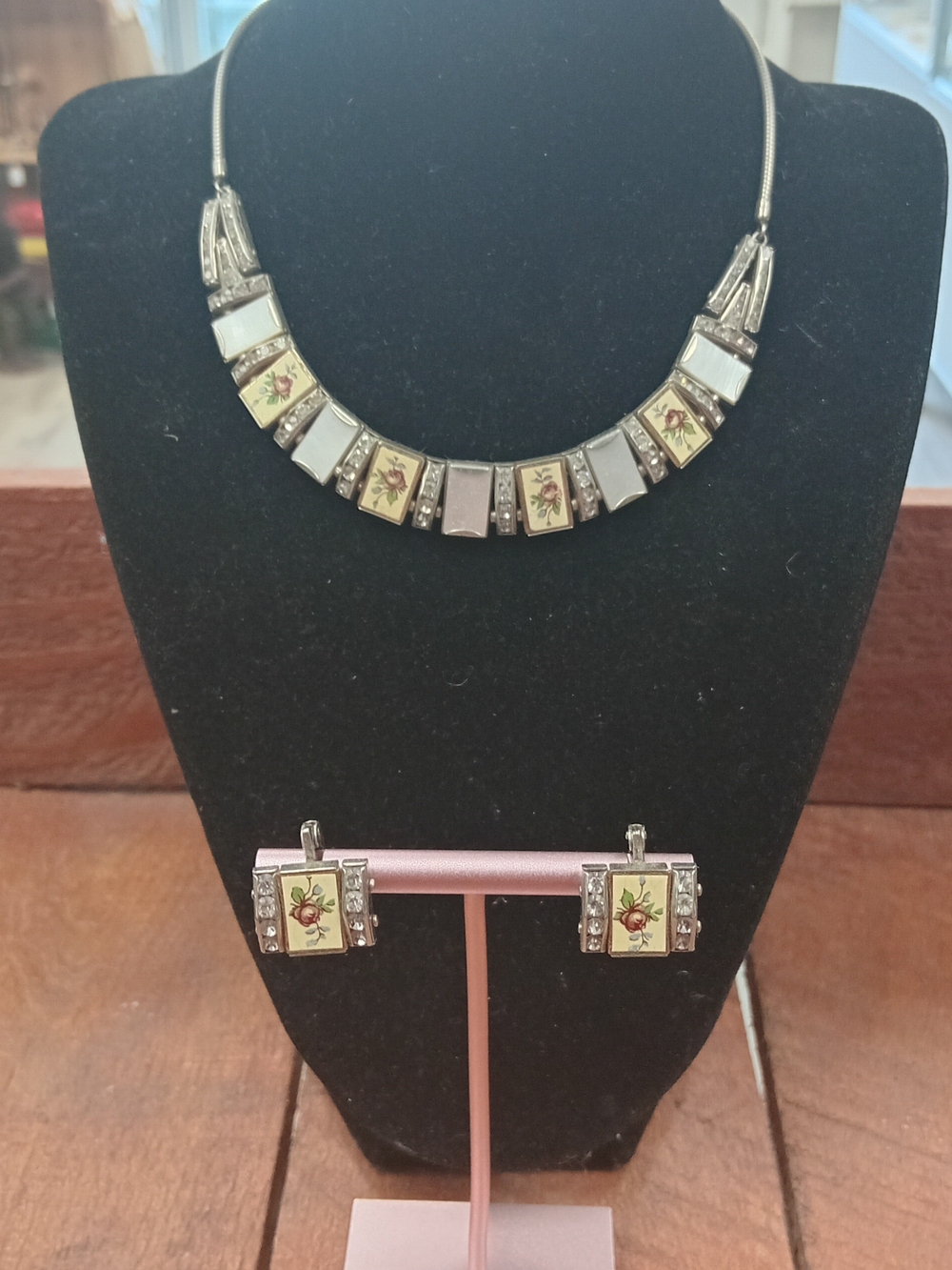 1940s Art Deco Schreiber & Hillier Necklace And Clip-on Earring Set